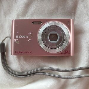 Sold!!!! Sony Cybershot DSC-W510